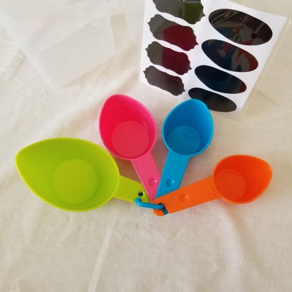 NEW IN BOX! Airtight BPA-Free Stackable Food Storage Containers w/Sealing Lids - Picture 12 of 15